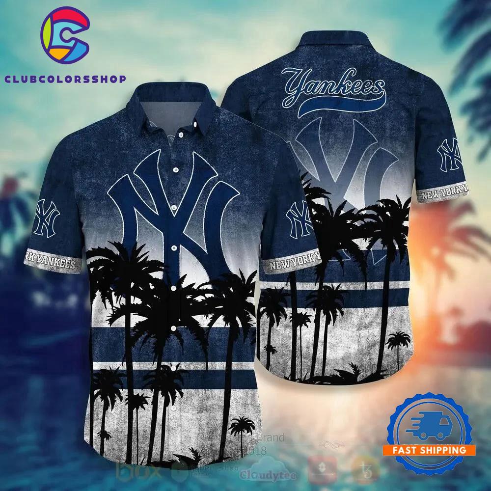 MLB New York Yankees Summer Tropical Design Hawaiian Shirt